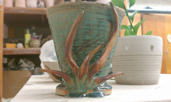 Viney Vase 2