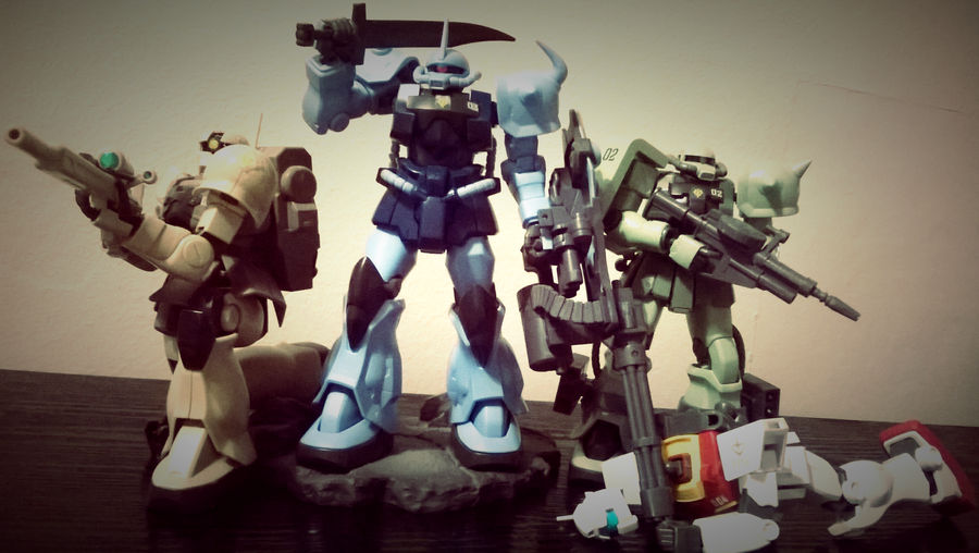 Zeonic Front by ARKENVOODAI on DeviantArt