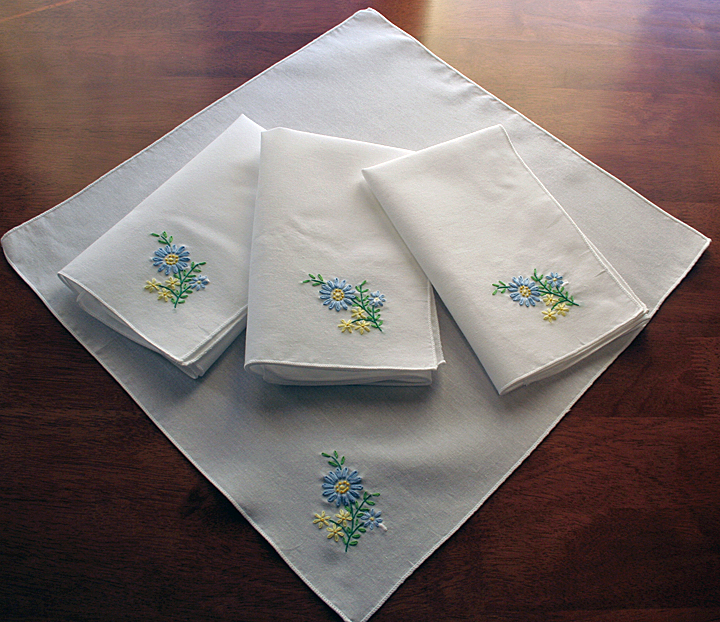 DaisyDaisy Embroidered Napkins