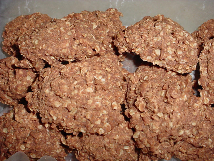 Chocolate Oatmeal No-Bakes