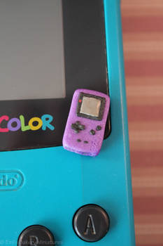 Miniature gameboy color 2