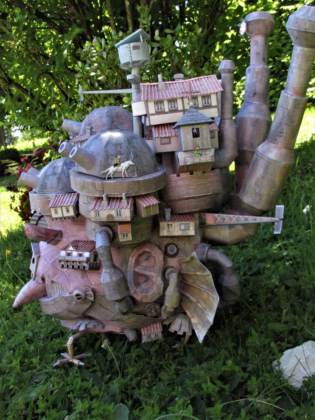 Papercraft Owl's moving Castle (Miyazaki) 2