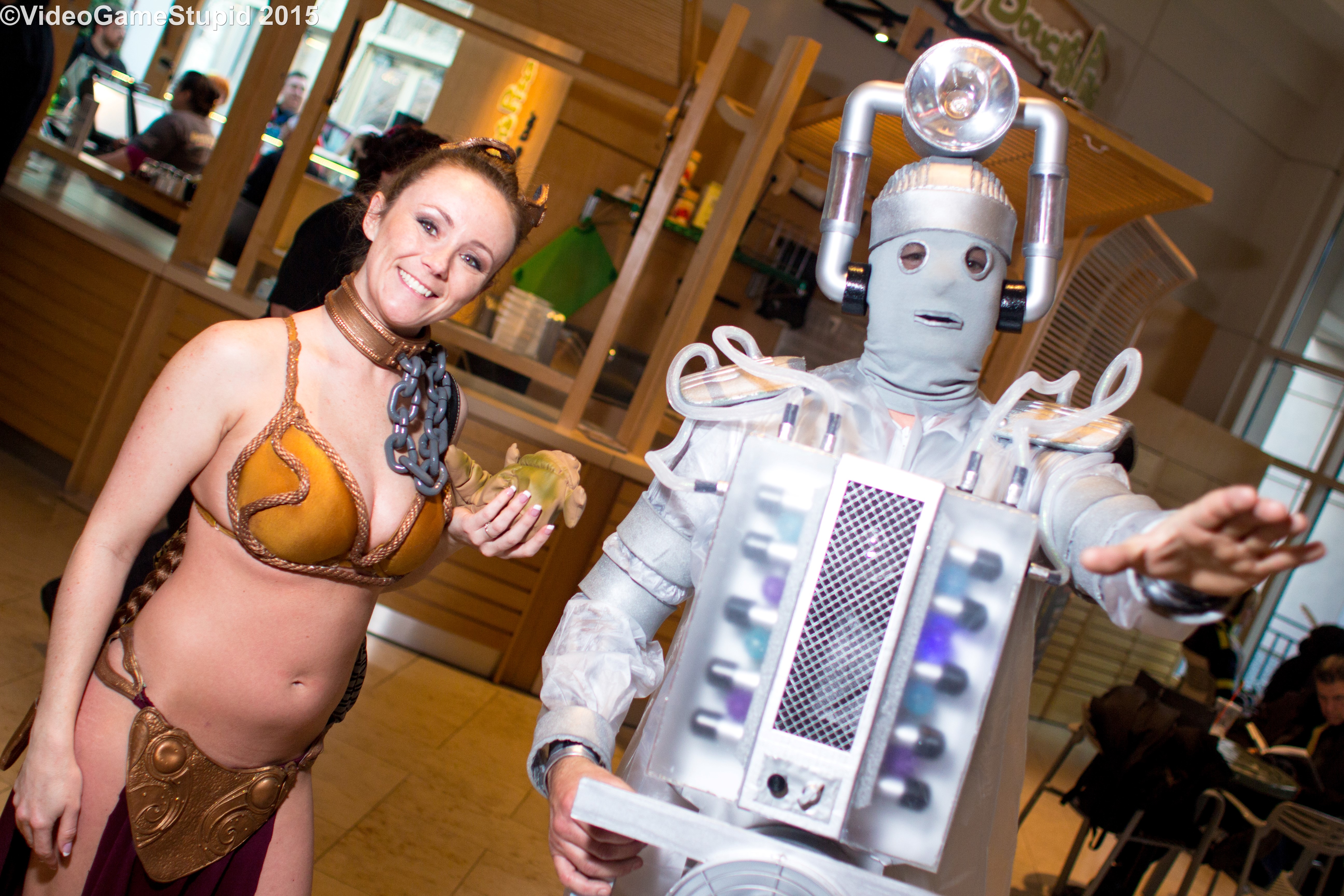 Anime Boston 2015 - Slave Leia and Cyberman