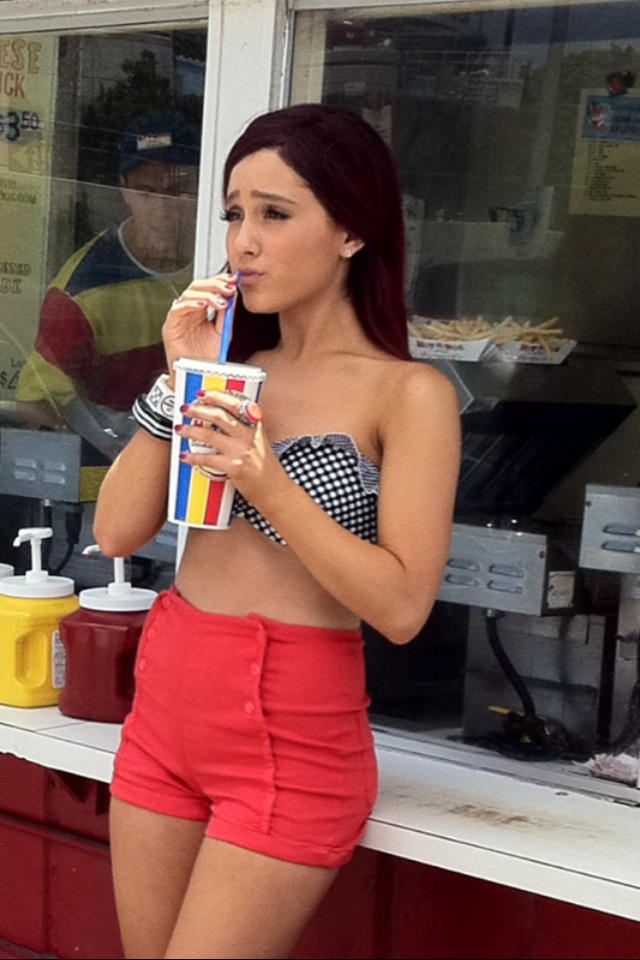 Ariana Grande Bikini