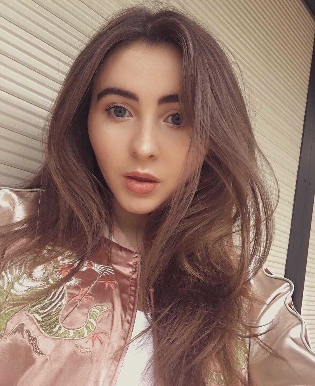 Goddess Sarah Carpenter. by Goddessgg on DeviantArt
