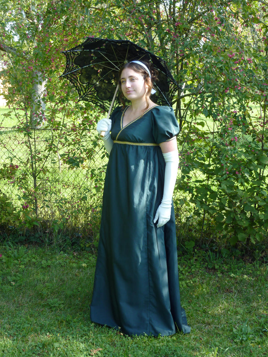 regency dress green Green Regency Style Empire Dress with Floral Lace JOANNE Size 16W / Green