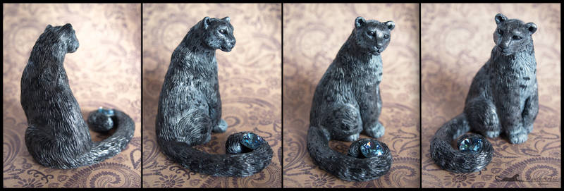 :.Snow Leopard - Blue Swarovski.: