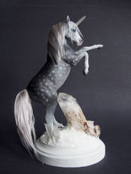 Quartz unicorn - 2016 sculpture