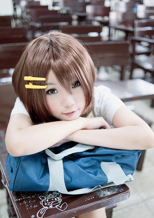 Portrait of yui hirasawa cosplay from k-on!