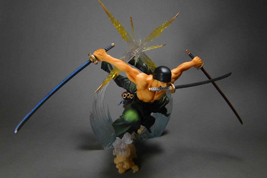 RORONOA ZORO FIGUARTS ZERO BATTLE VERSION