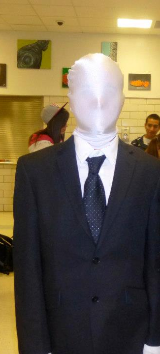 Slender man cosplay