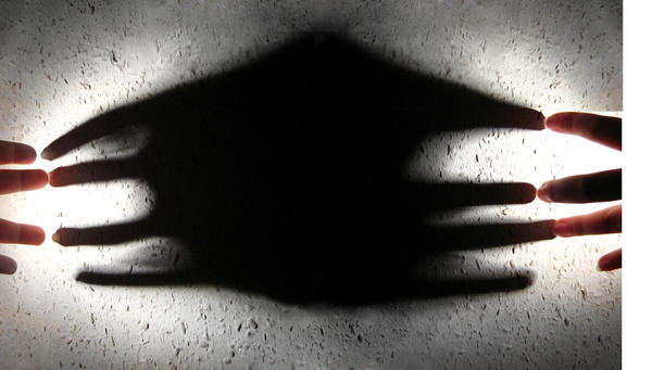 Handshadow