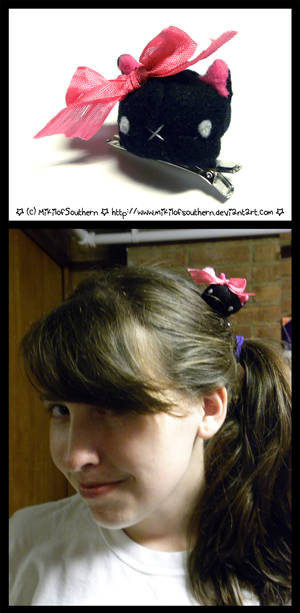 Kitty Hairclip