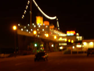 queen mary hotel at nite