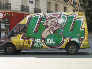 graffiti car - Paris