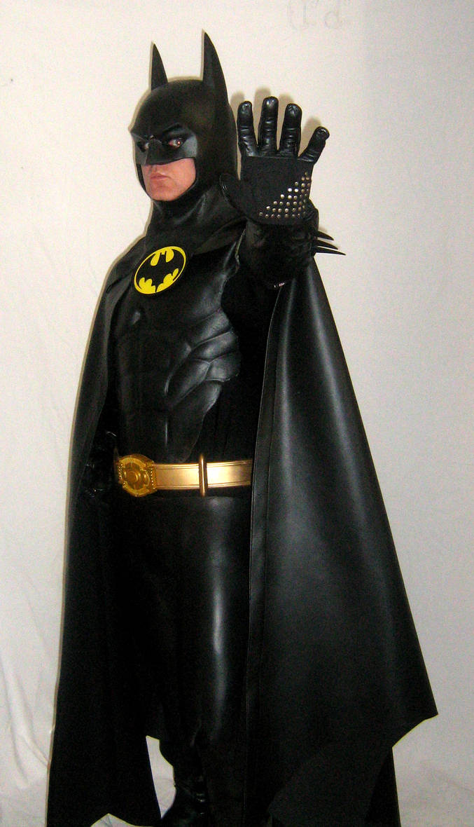 1989 Batman Costume Replica / Belt test by Syl001 on DeviantArt