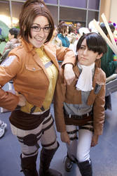 Attack on Titan: Typical Hanji and Levi