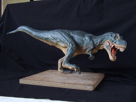 T-Rex sculpt in super sculpey, pic 2