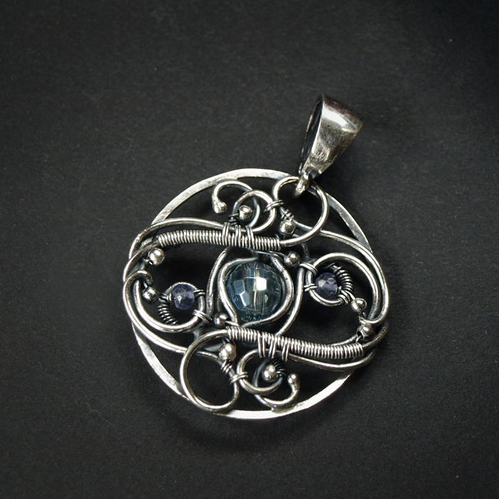 Yema blue - pendant 2