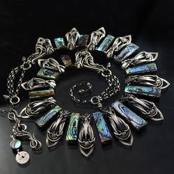 Verity - necklace 3