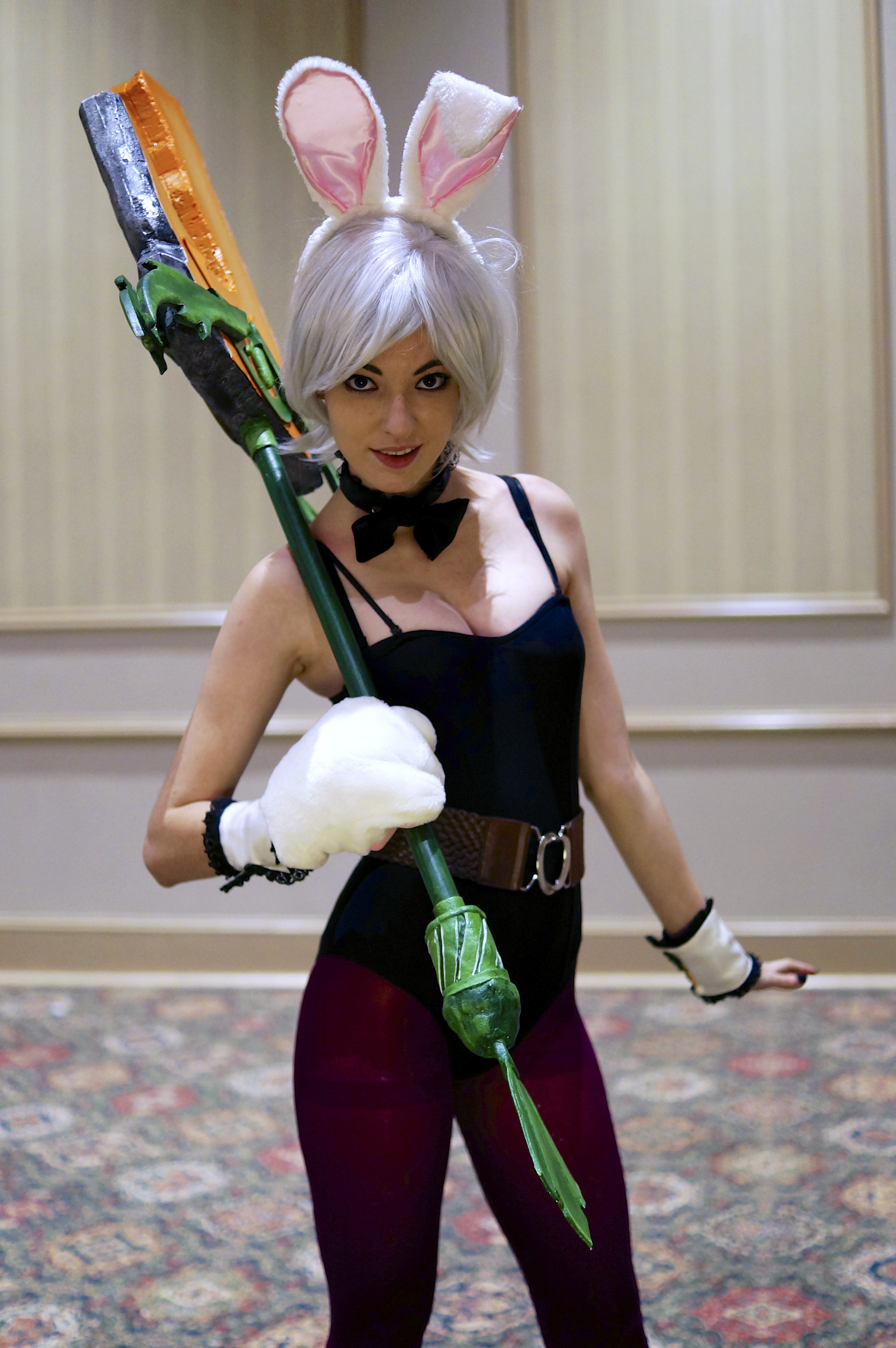 Battle Bunny Riven Cosplay