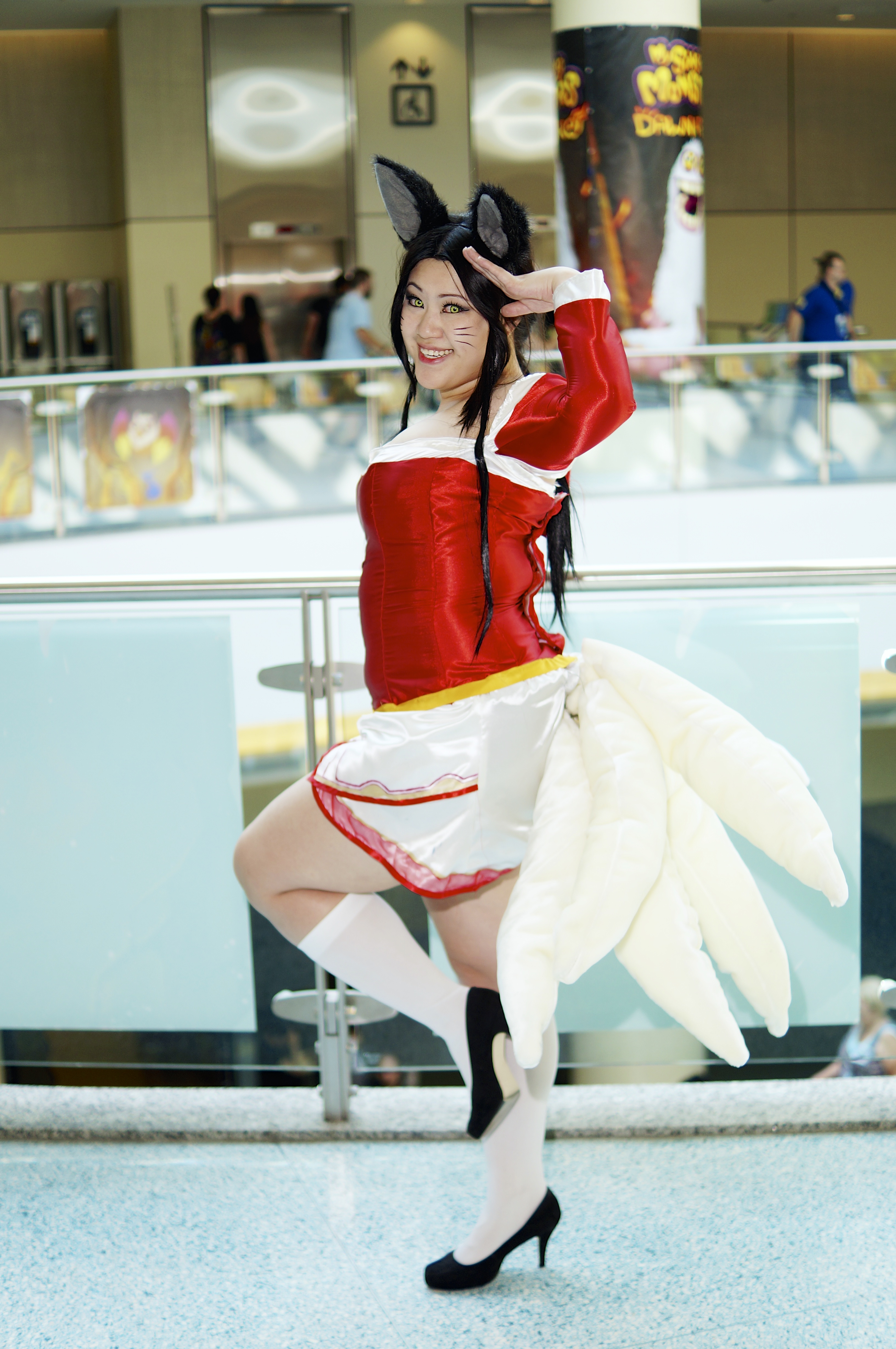 Classic Ahri Fan Expo 2015 Hallway Shot #03