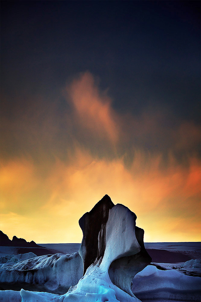 Dancing flames above the Ice by alexandre-deschaumes