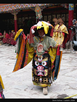 Black Hat Dancer