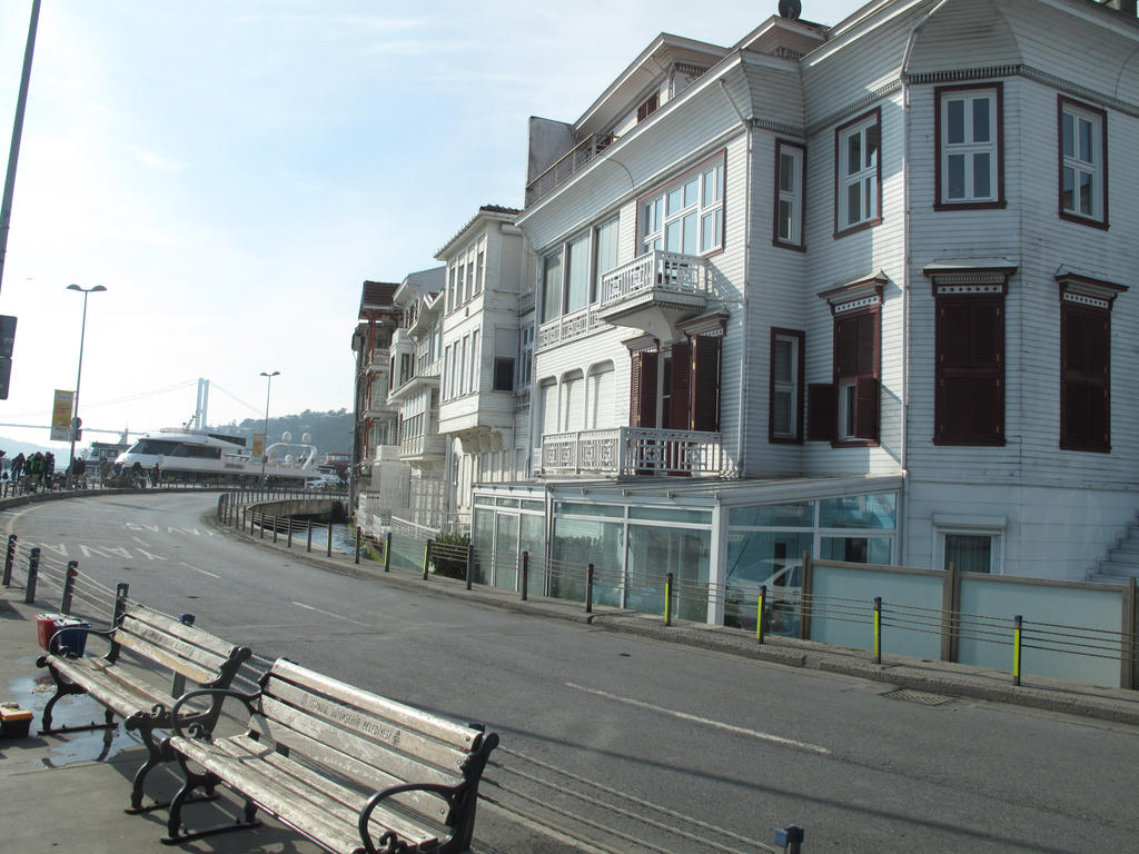 seaside mansions