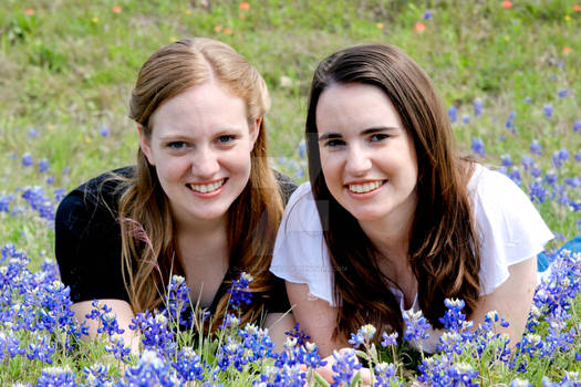 Senior Pictures -- Sisters