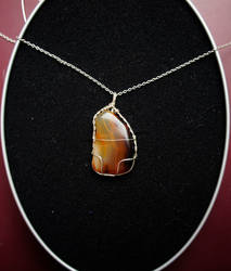 Brown agate pendant