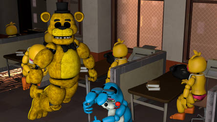Golden Freddy attends to his duties!