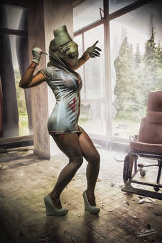 Silent-Hill-Nurse