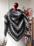 Crochet Gothic Shawl by Ludaritz