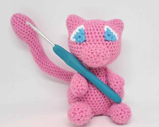 Pokemon Mew free crochet pattern by Ludaritz