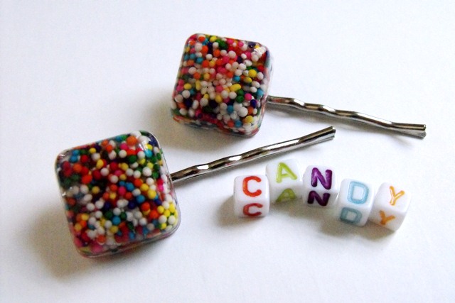 2 Cube sprinkles hair pins