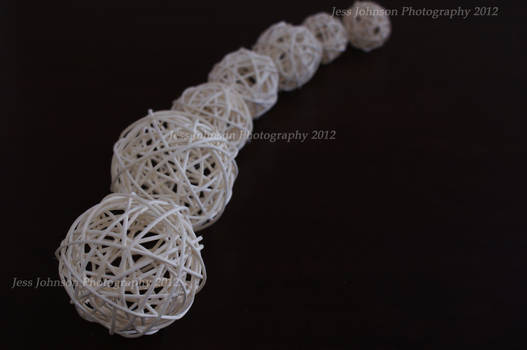 Wicker Balls 001