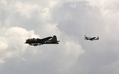 Flying Legends 2011-36