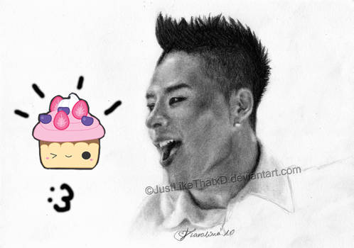 Taeyang and... a cupcake