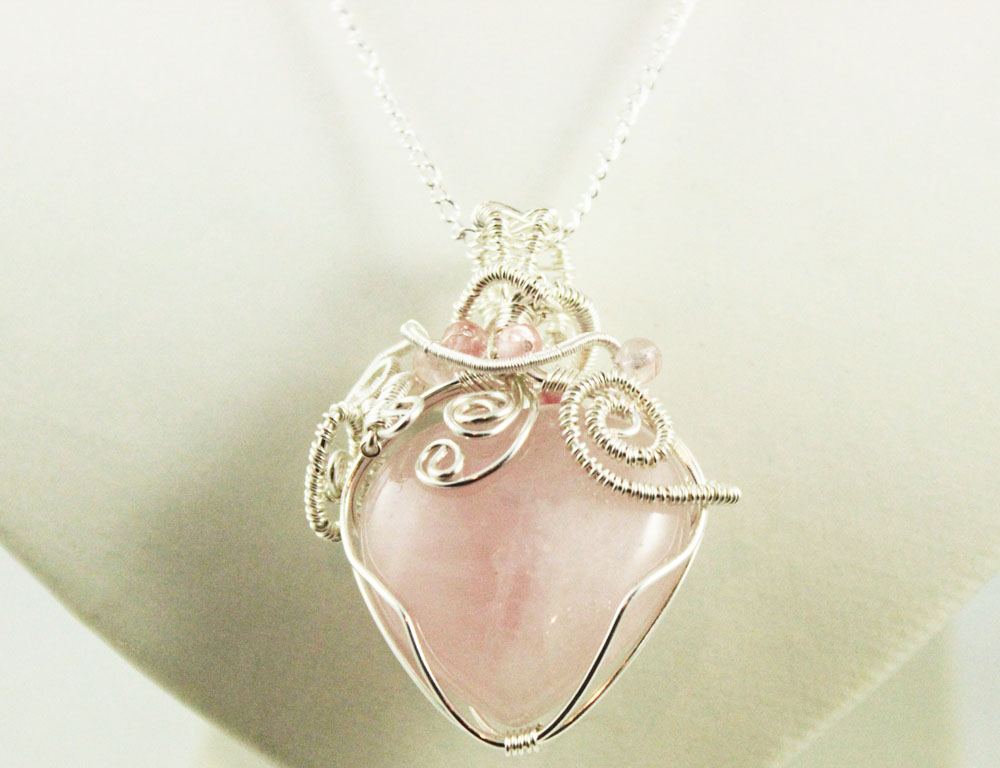 Rose quartz pendant (reedition)