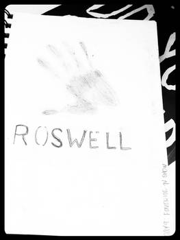30 Day Drawing Challenge - Day 09: Roswell