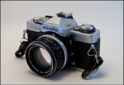 Minolta XG9