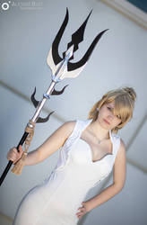 Reclaime your throne: Lunafreya Final Fantasy cos