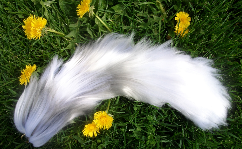 Arctic fox yarn tail