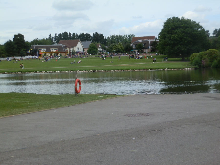 Alton Towers - The Pond