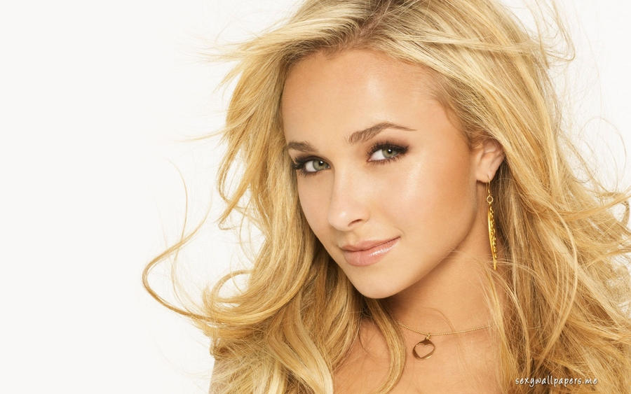 Hayden Panettiere 003 by vesperTiLo on DeviantArt