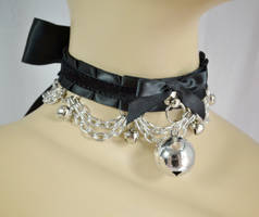 Bell Choker