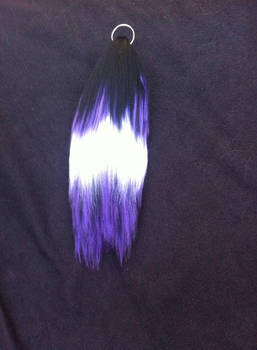 Premade yarn tail