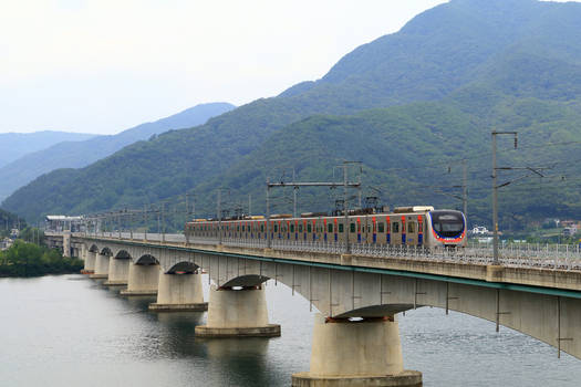 Jungang Line Yangsu Bridge (1)