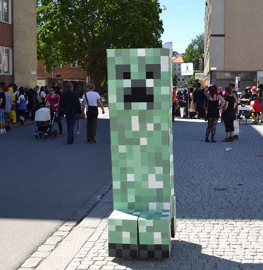 Creeper cosplay